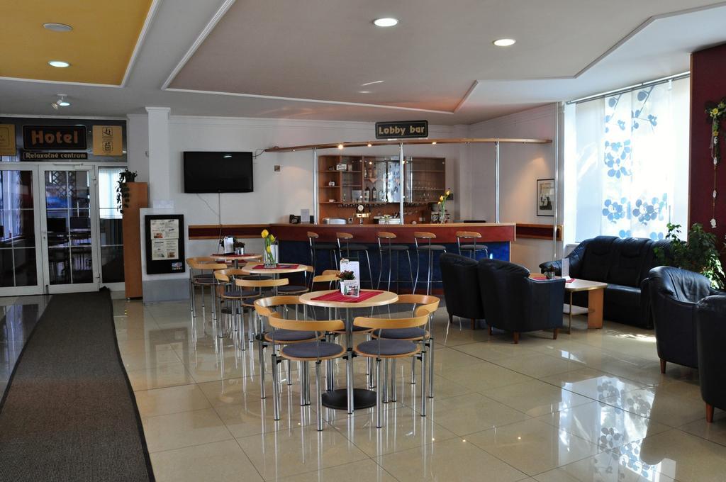 Tatra Hotel Πόπραντ Εξωτερικό φωτογραφία