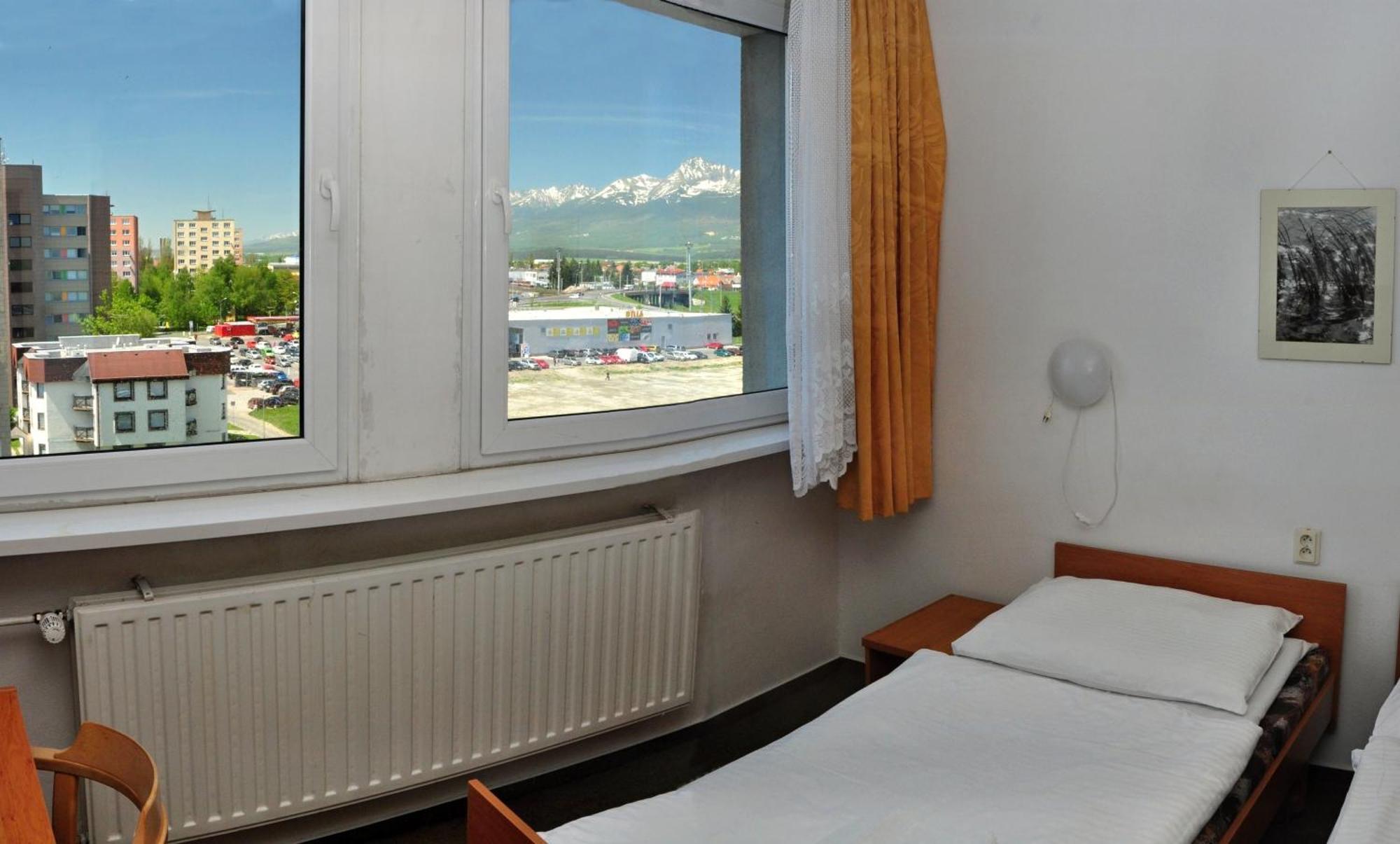 Tatra Hotel Πόπραντ Δωμάτιο φωτογραφία